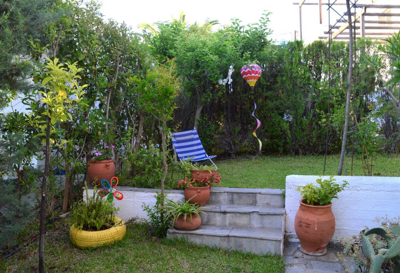 Вилла Sonia'S House With Garden Геракини Экстерьер фото