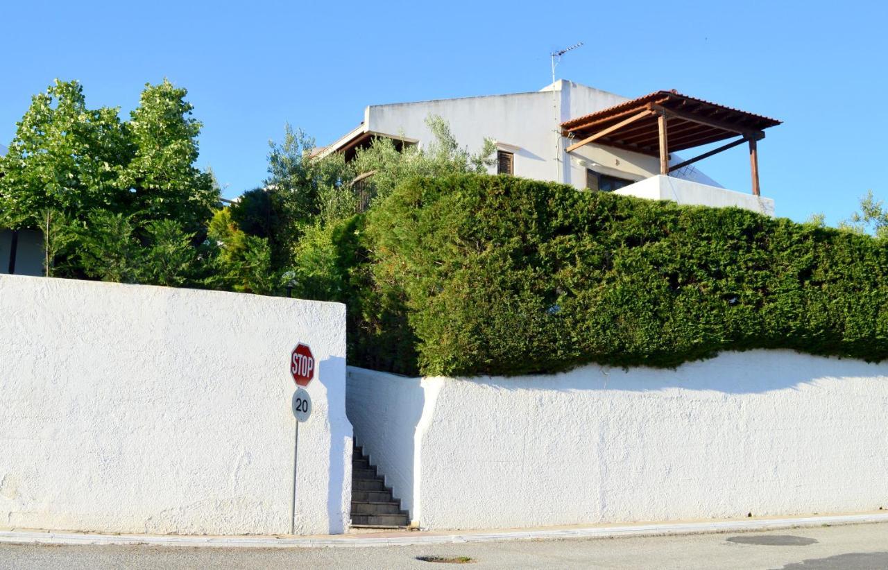 Вилла Sonia'S House With Garden Геракини Экстерьер фото
